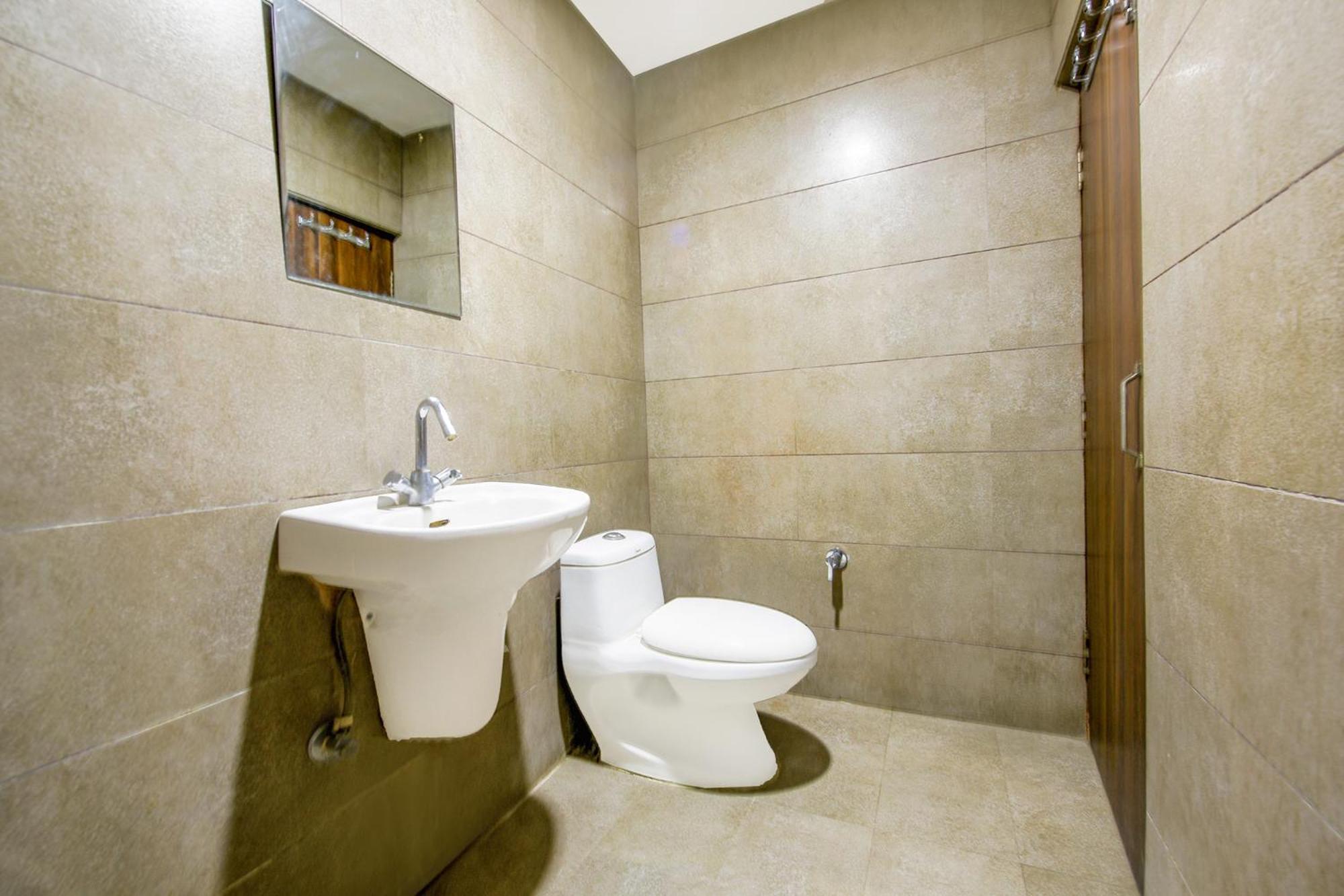 Fabhotel Nanda Ludhijána Kültér fotó