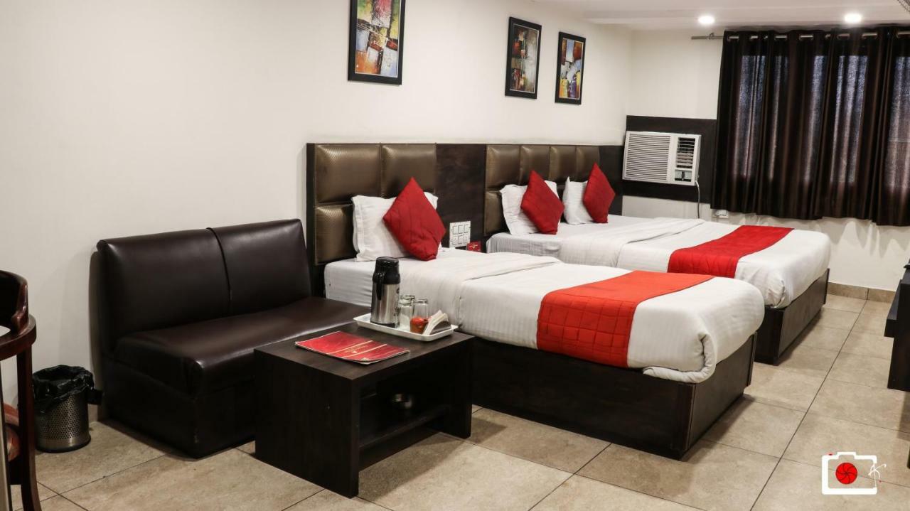 Fabhotel Nanda Ludhijána Kültér fotó